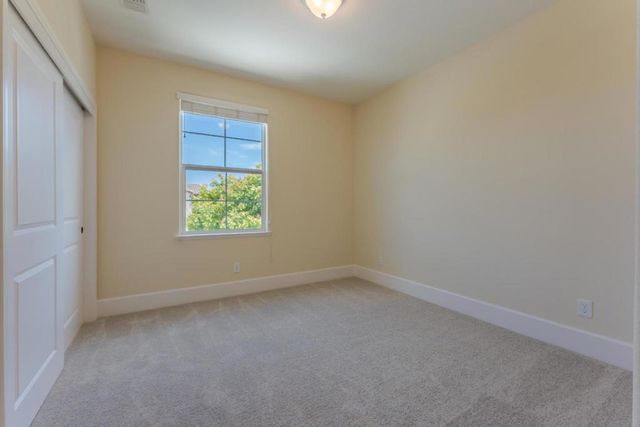 552 Cadiz Drive, Hollister, CA 95023