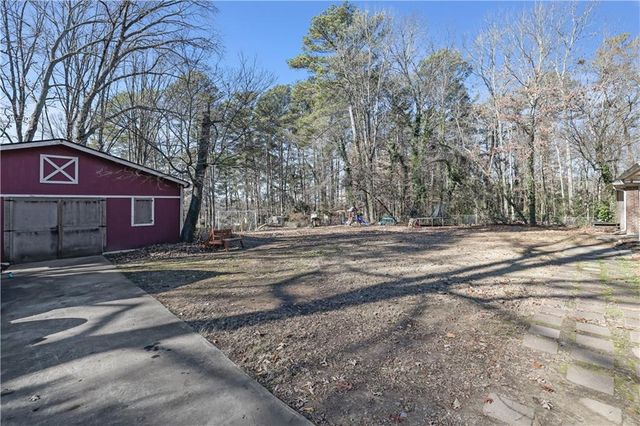 2041 Rainbow Drive, Snellville, GA 30039