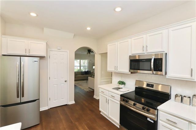 6351 Stewart Ridge Walk, Buford, GA 30518