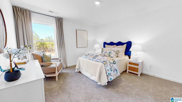 553 SADDLEWOOD BEND, Columbiana, AL 35051