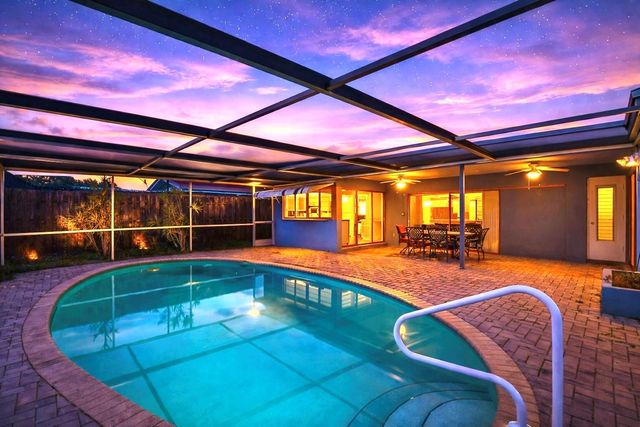 7904 Plantation Blvd, Miramar, FL 33023