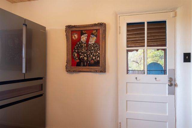 412 Camino Cabra, Santa Fe, NM 87505