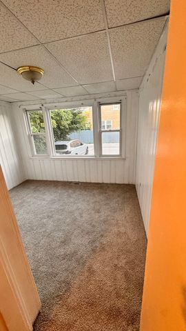 5501 N California Avenue 1N, Chicago, IL 60625