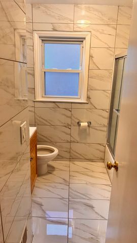 5501 N California Avenue 1N, Chicago, IL 60625