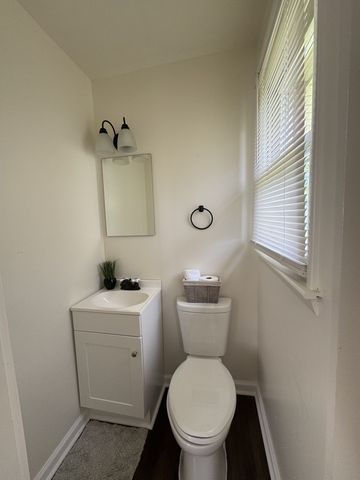 218 Cherry Ln, Mcminnville, TN 37110