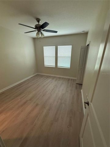 9067 MENEWA COURT, Orlando, FL 32825