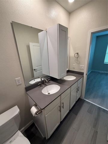 9067 MENEWA COURT, Orlando, FL 32825