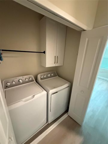 9067 MENEWA COURT, Orlando, FL 32825