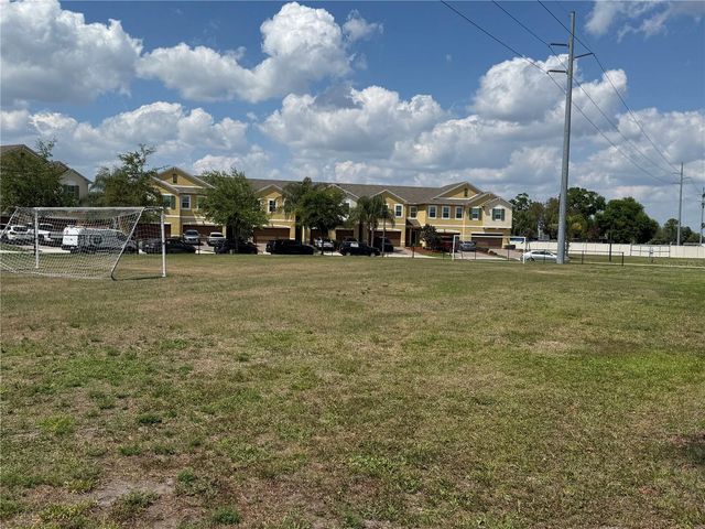 9067 MENEWA COURT, Orlando, FL 32825