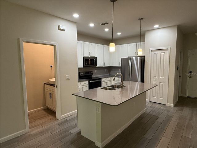 9067 MENEWA COURT, Orlando, FL 32825