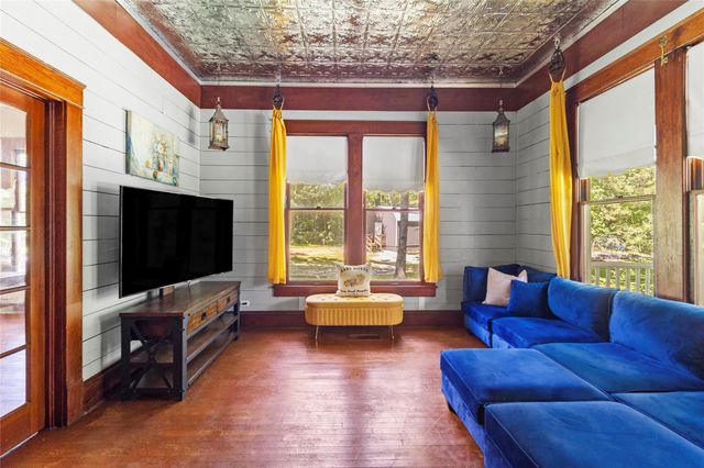 38 Darrell White Road, Huntsville, TX 77340