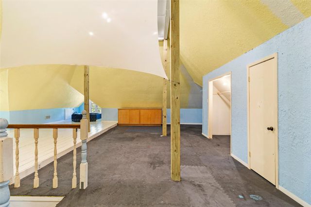 38 Darrell White Road, Huntsville, TX 77340