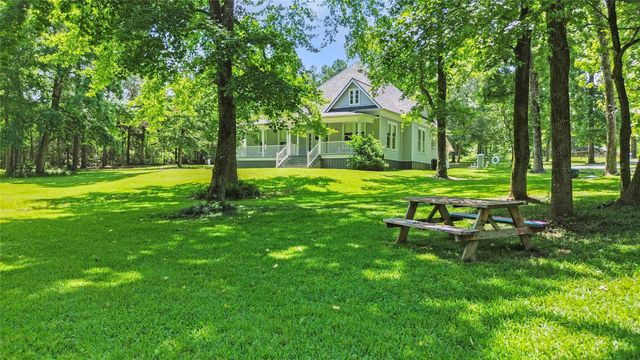 38 Darrell White Road, Huntsville, TX 77340