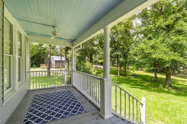 38 Darrell White Road, Huntsville, TX 77340