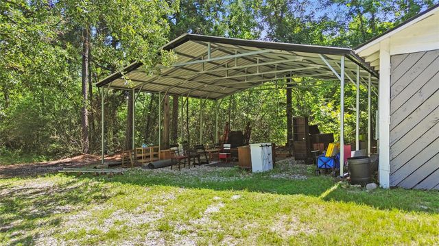 38 Darrell White Road, Huntsville, TX 77340