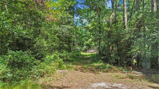 38 Darrell White Road, Huntsville, TX 77340