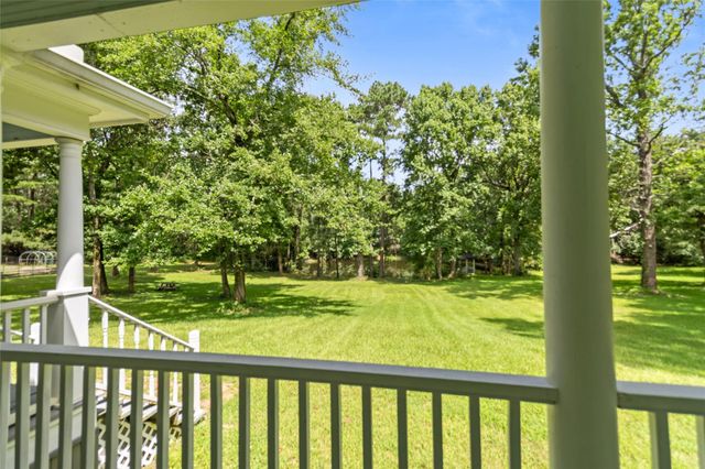 38 Darrell White Road, Huntsville, TX 77340