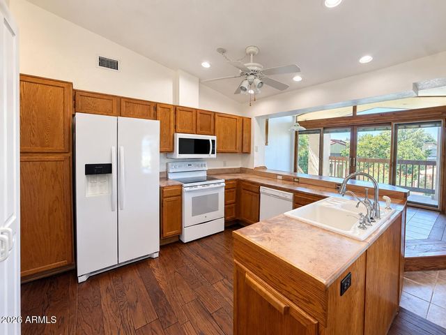 8854 W VIRGINIA Avenue, Phoenix, AZ 85037