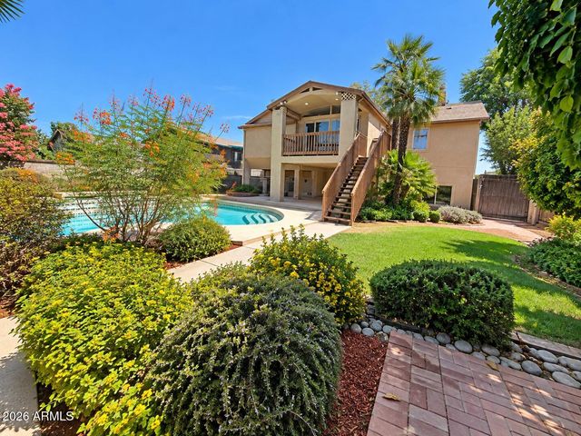 8854 W VIRGINIA Avenue, Phoenix, AZ 85037