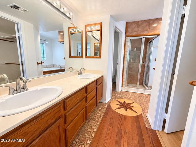 8854 W VIRGINIA Avenue, Phoenix, AZ 85037
