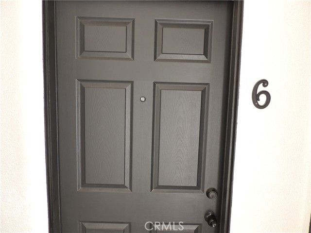 22735 Del Valle Street 6, Woodland Hills (los Angeles), CA 91364