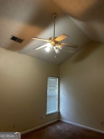 9592 Lakeview Circle, Union City, GA 30291
