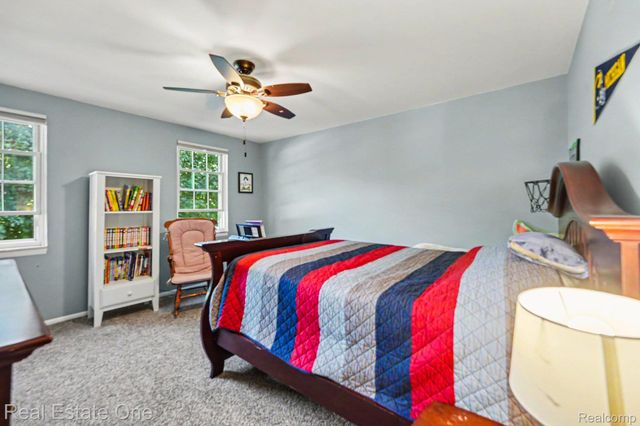 2242 W Wattles Road, Troy, MI 48098