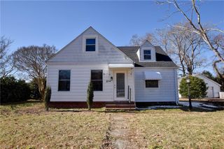 11 Roberts CT, Portsmouth, VA 23701