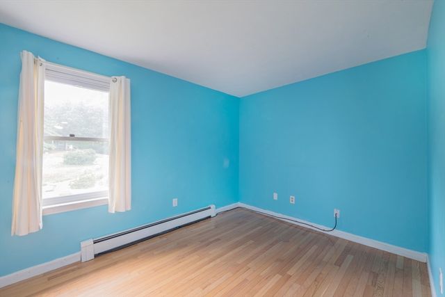 2 Compton Ct, Plymouth, MA 02360