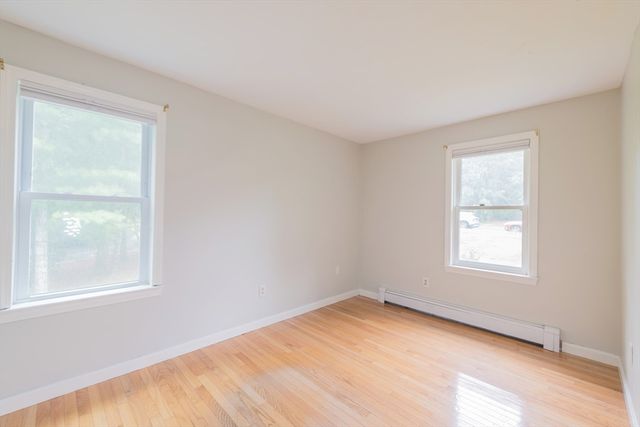 2 Compton Ct, Plymouth, MA 02360