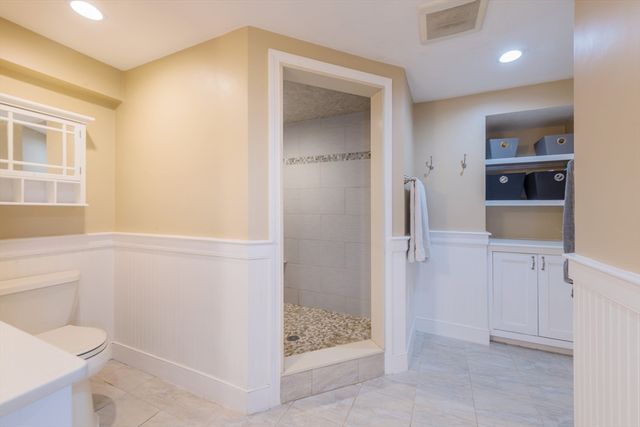 2 Compton Ct, Plymouth, MA 02360