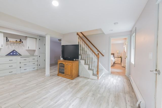 2 Compton Ct, Plymouth, MA 02360