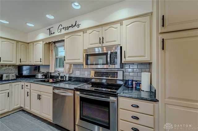 305 S Vandemark Road, Sidney, OH 45365