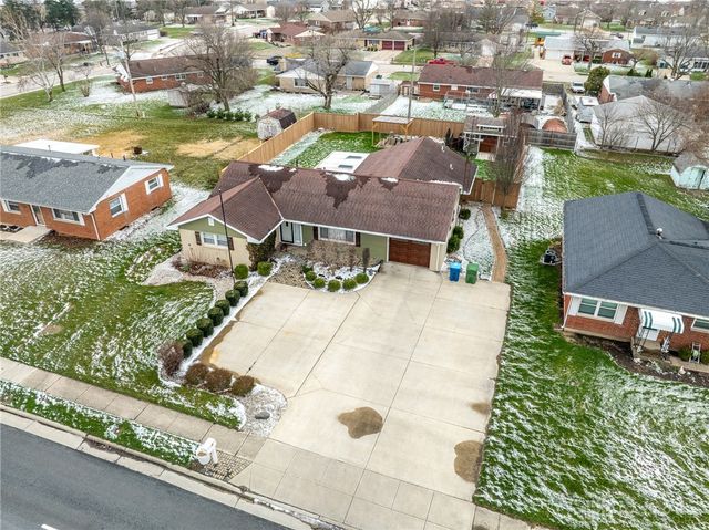 305 S Vandemark Road, Sidney, OH 45365