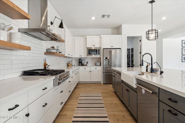 20717 E PUMMELOS Road, Queen Creek, AZ 85142