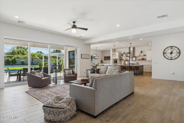 20717 E PUMMELOS Road, Queen Creek, AZ 85142