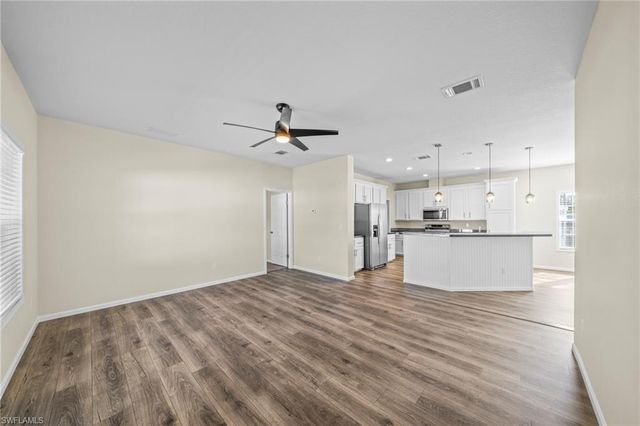 24 Red Poinciana DR, Fort Myers, FL 33908