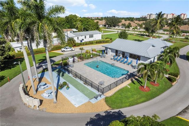 24 Red Poinciana DR, Fort Myers, FL 33908