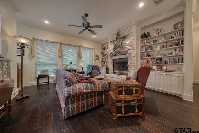 12170 Copper Ct, Lindale, TX 75706