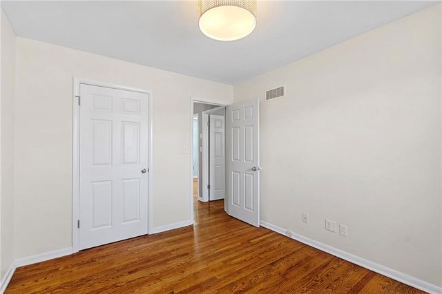 9118 BEL AIR Circle, Overland Park, KS 66207