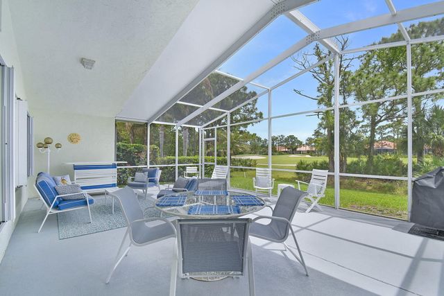 3138 SE Brierwood Place, Stuart, FL 34997