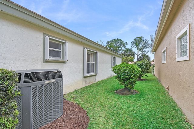 3138 SE Brierwood Place, Stuart, FL 34997