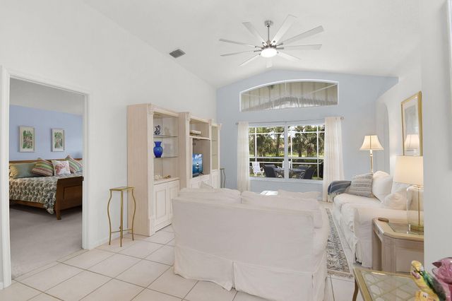 3138 SE Brierwood Place, Stuart, FL 34997