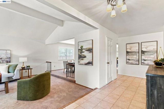 332 Downham Ct, Walnut Creek, CA 94598