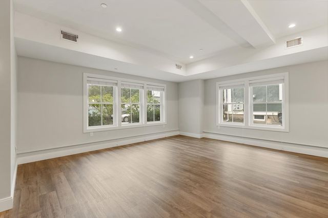 253 Walden 259, Cambridge, MA 02138