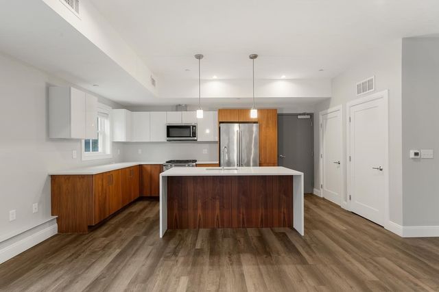 253 Walden 259, Cambridge, MA 02138