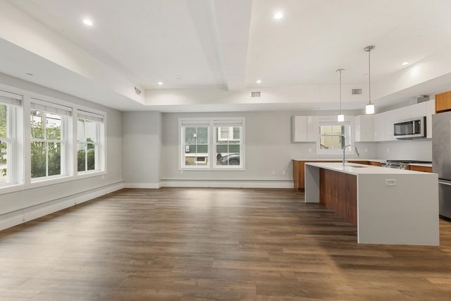 253 Walden 259, Cambridge, MA 02138
