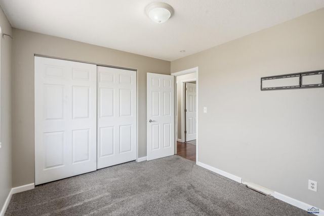 627 FAIRMONT PL, Rapid City, SD 57701