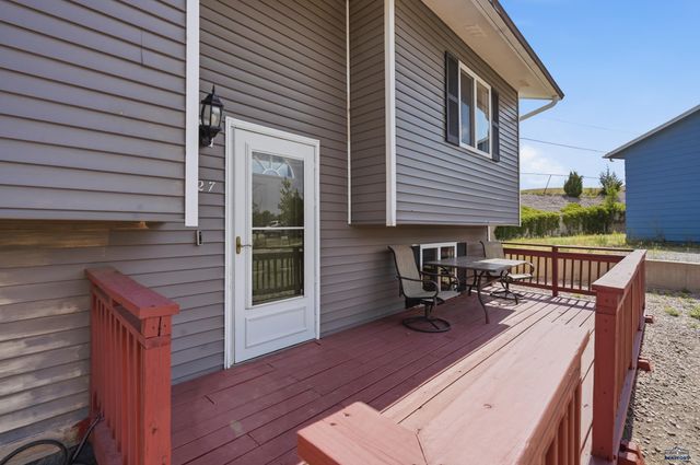 627 FAIRMONT PL, Rapid City, SD 57701