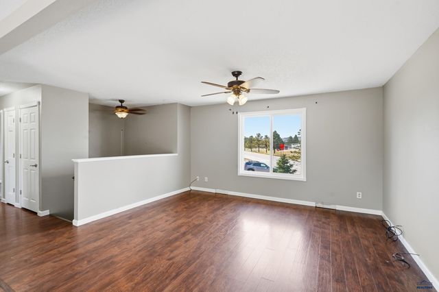 627 FAIRMONT PL, Rapid City, SD 57701